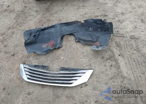 2015 Toyota Sienna Xle 8 Passenger from USA, damaged, VIN 5TDYK3DC5FS576000